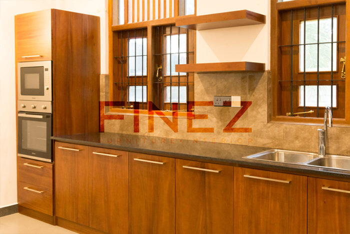 Finez-Beverly-Pantry-Side