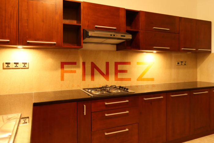 Finez-Dermot-Pantry-side