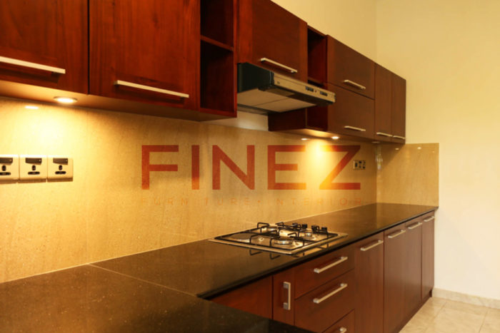 Finez-Dermot-Pantry-Side